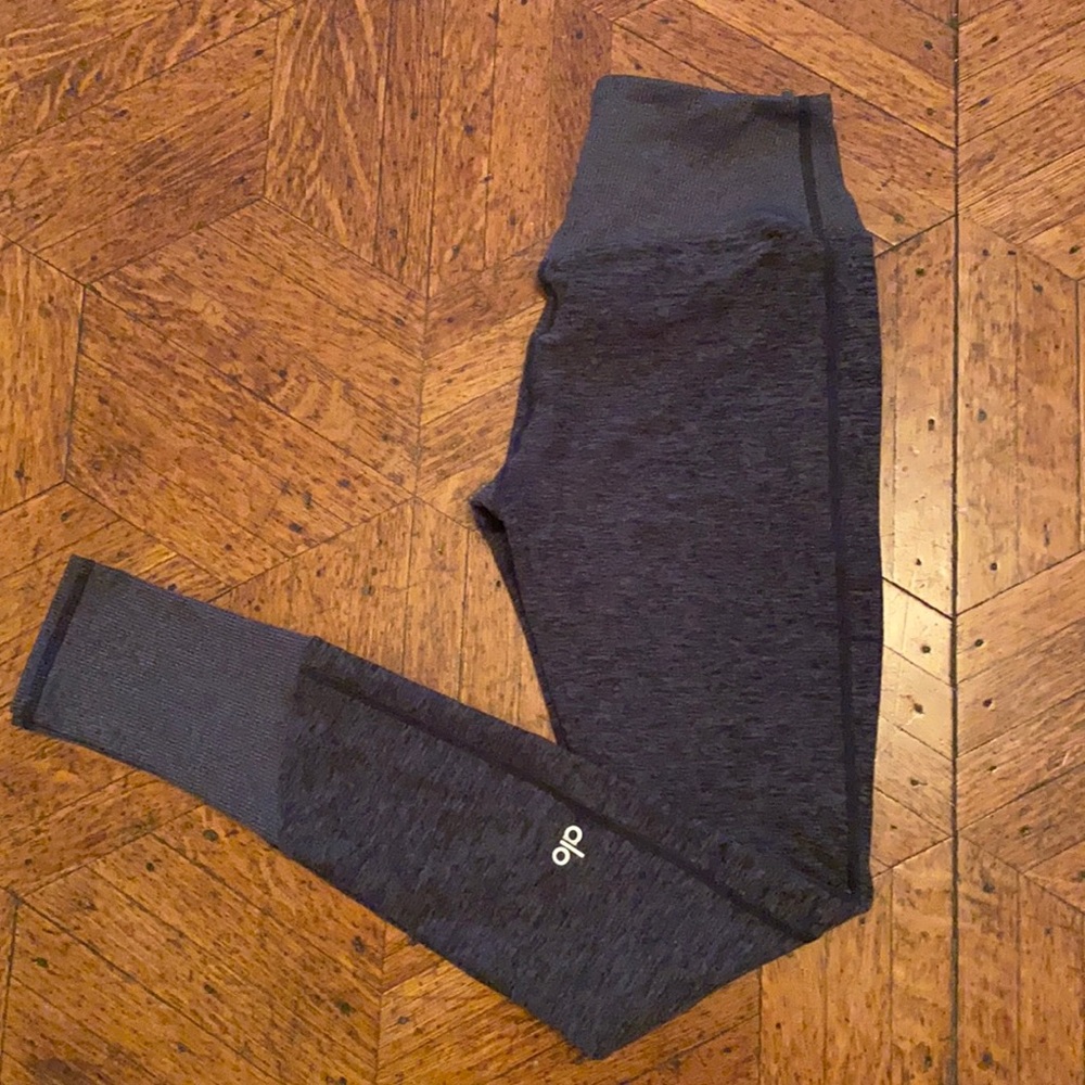 Alo soft leggings - dark heather grey color size small